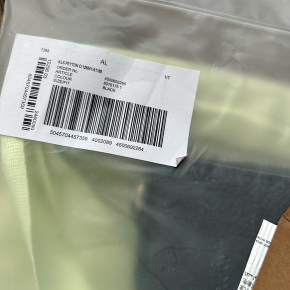 burberry black leather crossbody bag - Picture 6 of 8